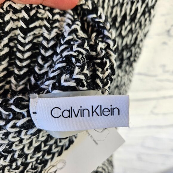 NWT Calvin Klein OS One Size Black/White Knit Infinity Loop Scarf MSRP $58 Women - Picture 10 of 13